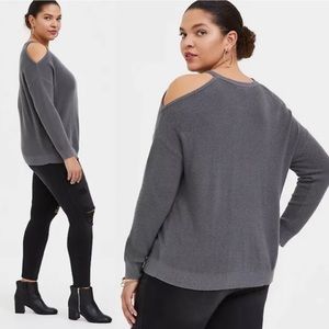 TORRID GREY RIBBED PULLOVER COLD SHOULDER SWEATER